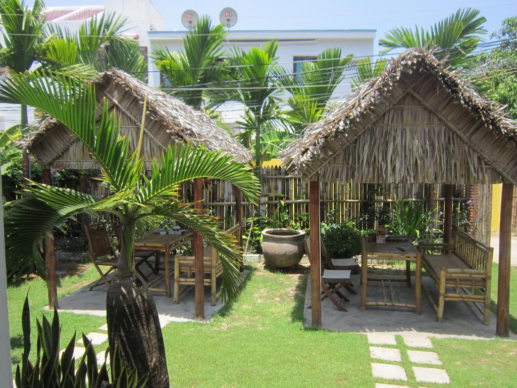 Local Beach Homestay Hoi An Exterior foto