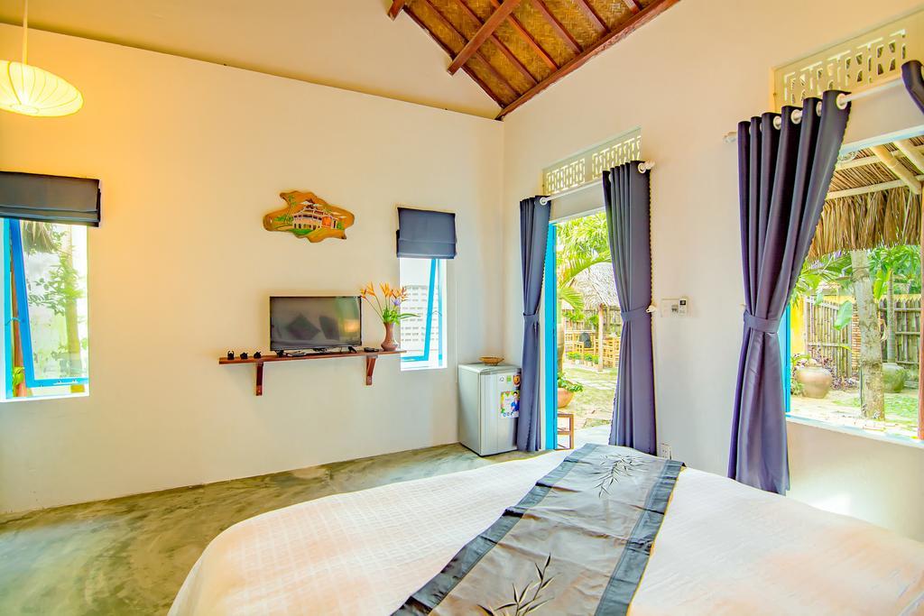 Local Beach Homestay Hoi An Exterior foto